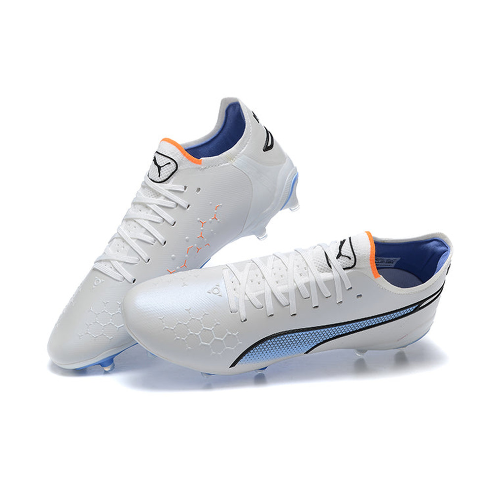 Chuteira Campo Puma King Ultimate FG Branca e Azul 