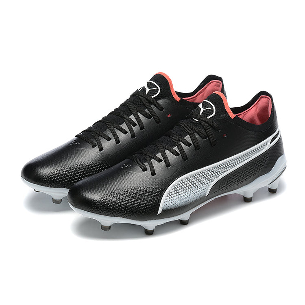 Chuteira Campo Puma King Ultimate FG Preta e Branca 