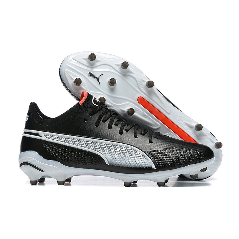Chuteira Campo Puma King Ultimate FG Preta e Branca 