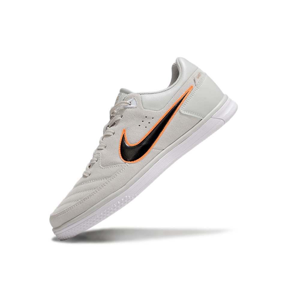 Chuteira Futsal Nike 5 StreetGato IC Branco, Preto e Laranja