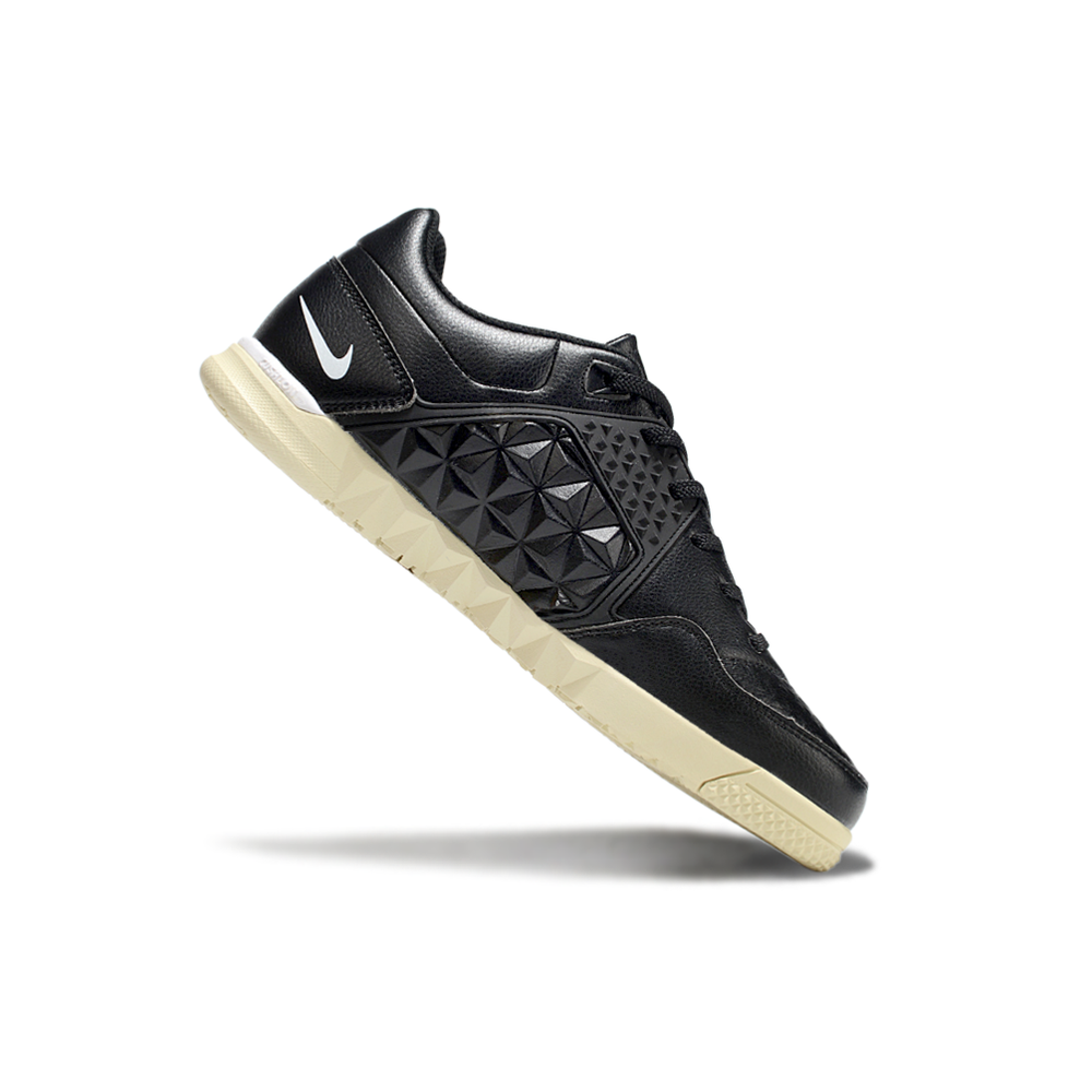 Chuteira Futsal Nike 5 StreetGato IC Preto, Branco e Bege