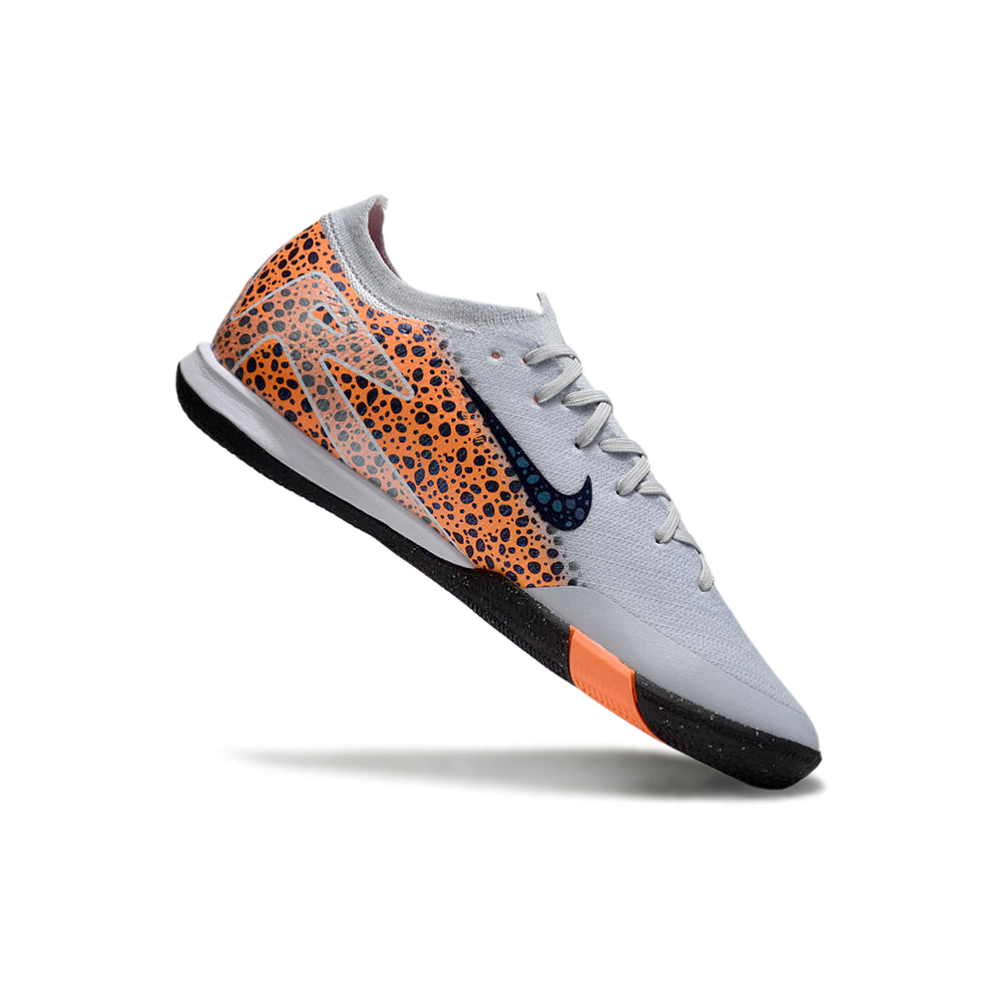 Chuteira Futsal Nike Air Zoom Mercurial Vapor 16 Elite IC Cinza, Laranja e Preto