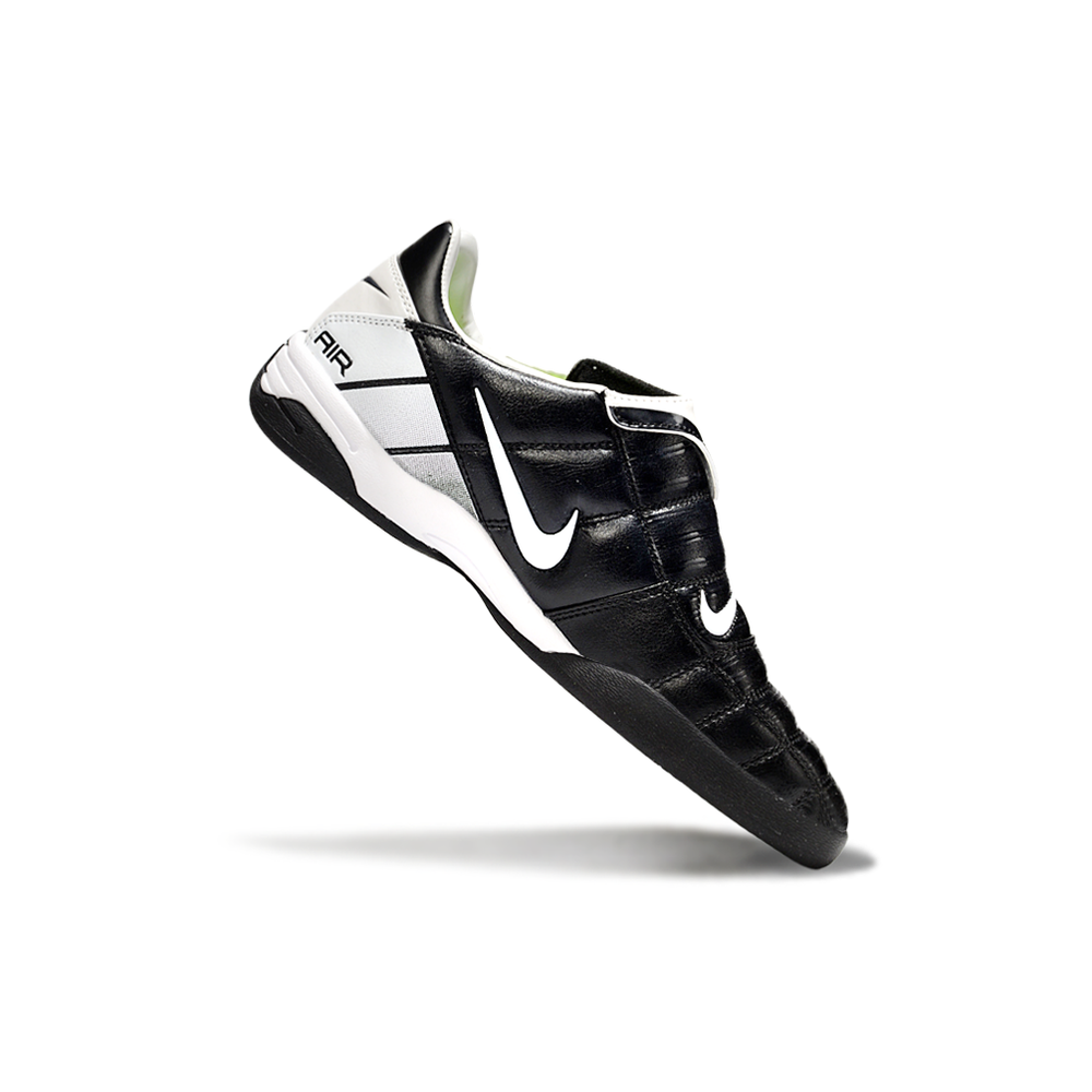 Chuteira Futsal Nike Total 90 IC Preto e Branco