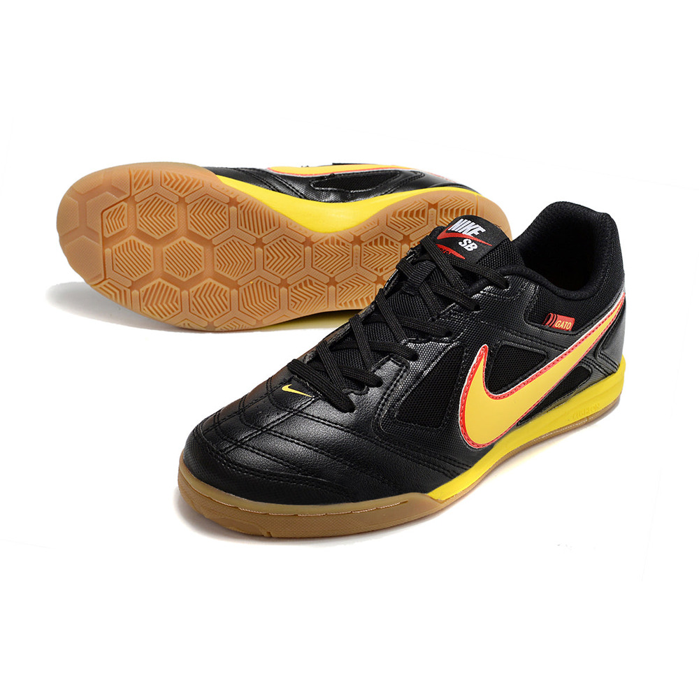 Chuteira Futsal Supreme x Nike SB Gato IC Preta, Amarelo e Vermelho