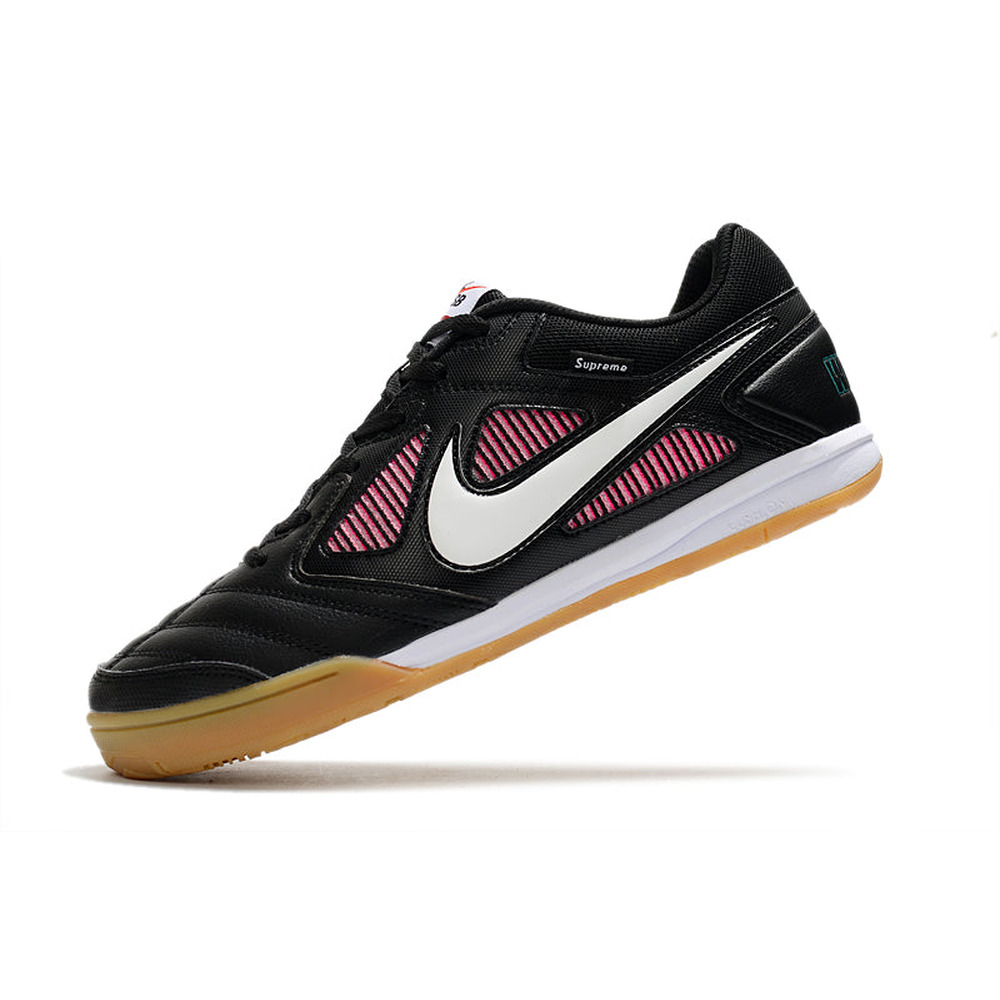 Chuteira Futsal Supreme X Nike SB Gato IC Preta, Branca e Rosa