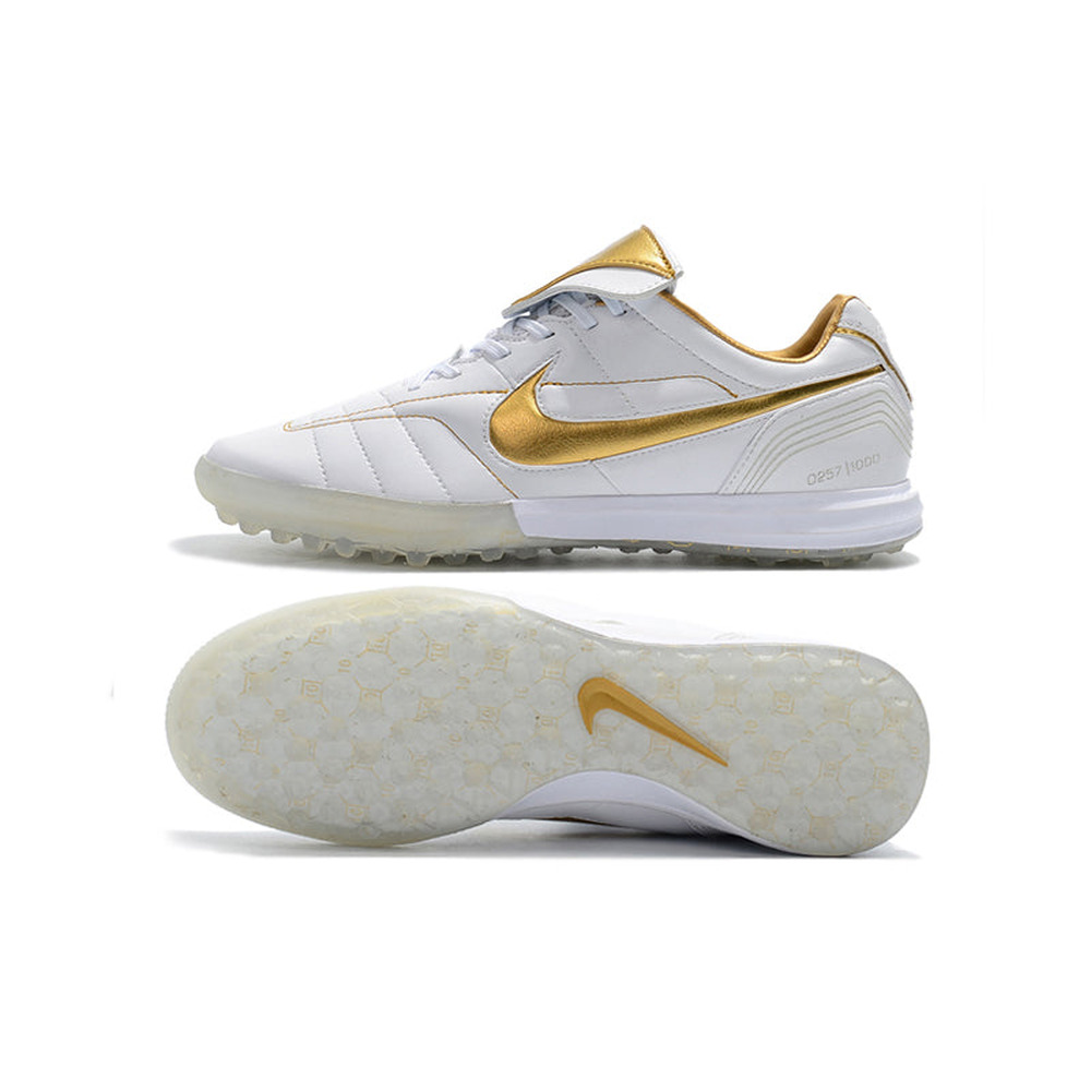 Chuteira Society Nike Retrô Tiempo Legend 7 Elite TF Branca e Dourado R10