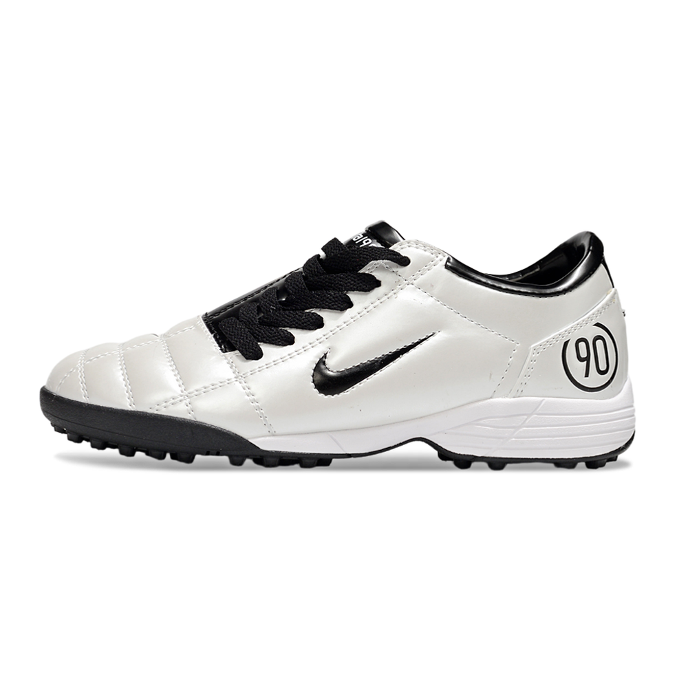 Chuteira Society Nike Total 90 TF Branco e Preto