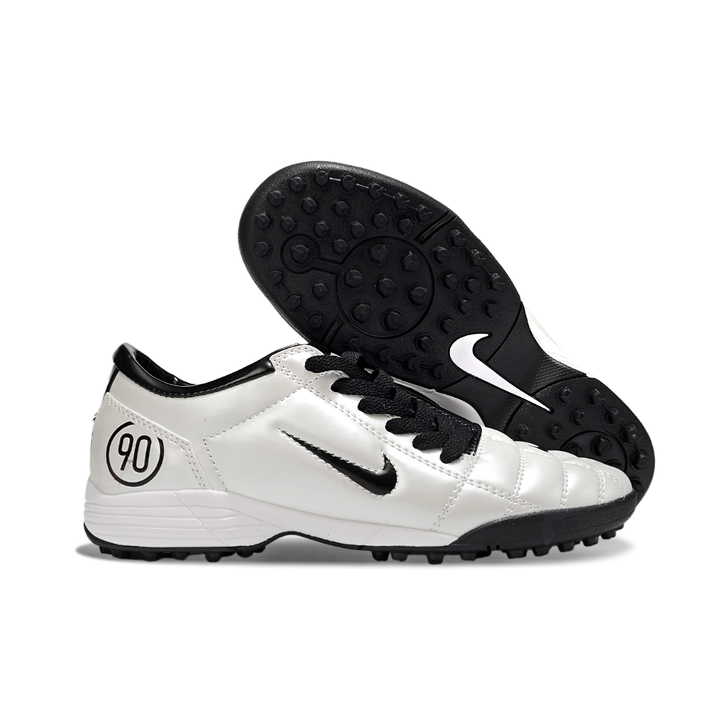 Chuteira Society Nike Total 90 TF Branco e Preto