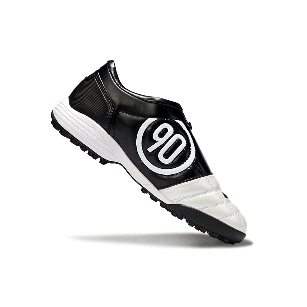 Chuteira Society Nike Total 90 TF Branco e Preto