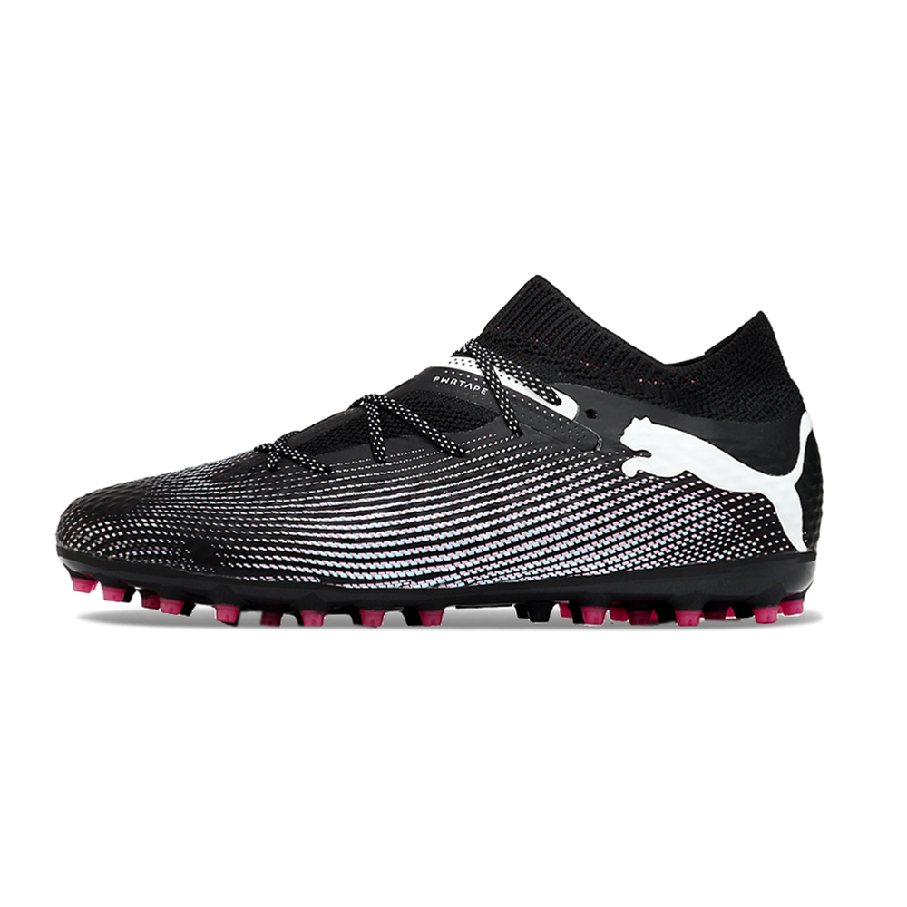Chuteira Society Puma Future 7 MG Preta e Rosa