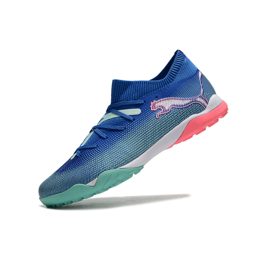 Chuteira Society Puma Future 7 TF Azul e Rosa