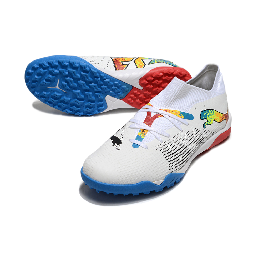 Chuteira Society Puma Future 7 TF Branco, Azul e Vermelho