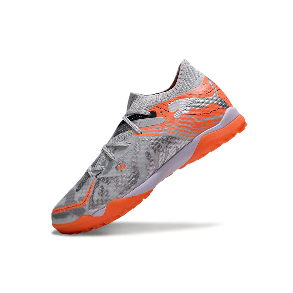Chuteira Society Puma Future 7 TF Cinza e Laranja