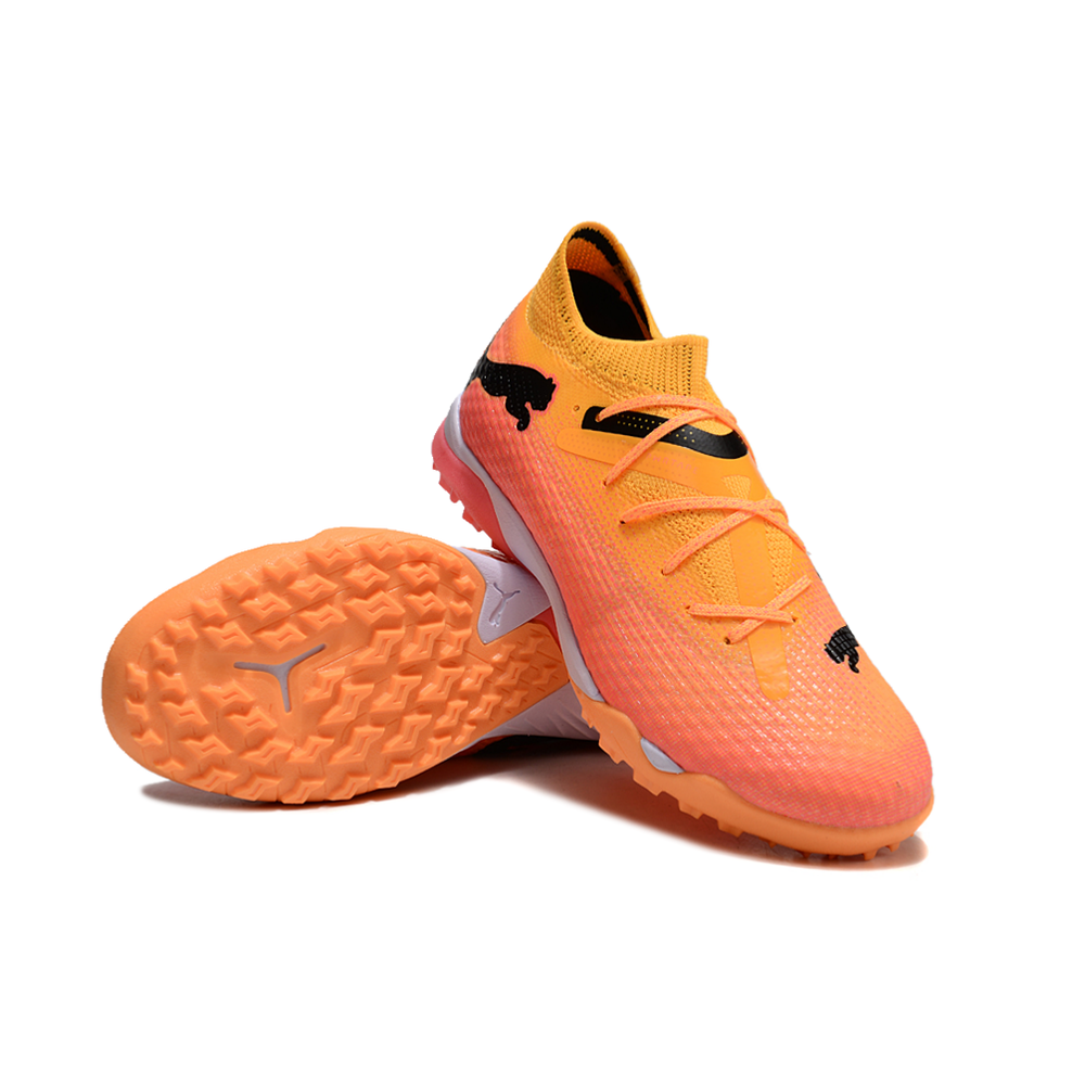 Chuteira Society Puma Future 7 TF Laranja e Rosa 