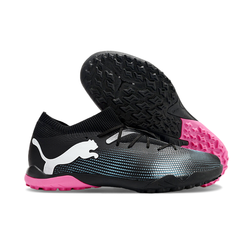 Chuteira Society Puma Future 7 TF Preta e Rosa