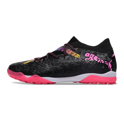 Chuteira Society Puma Future 7 TF Preta e Rosa 