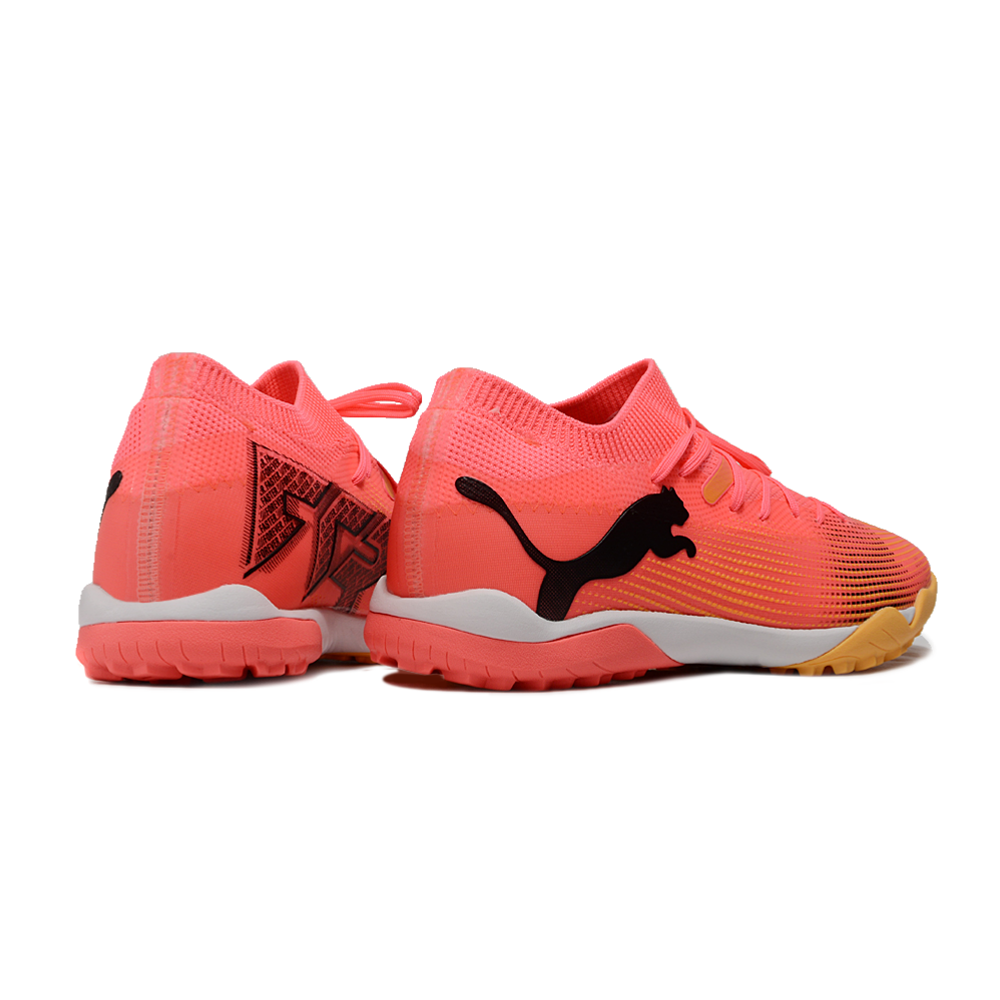 Chuteira Society Puma Future 7 TF Rosa e Amarelo