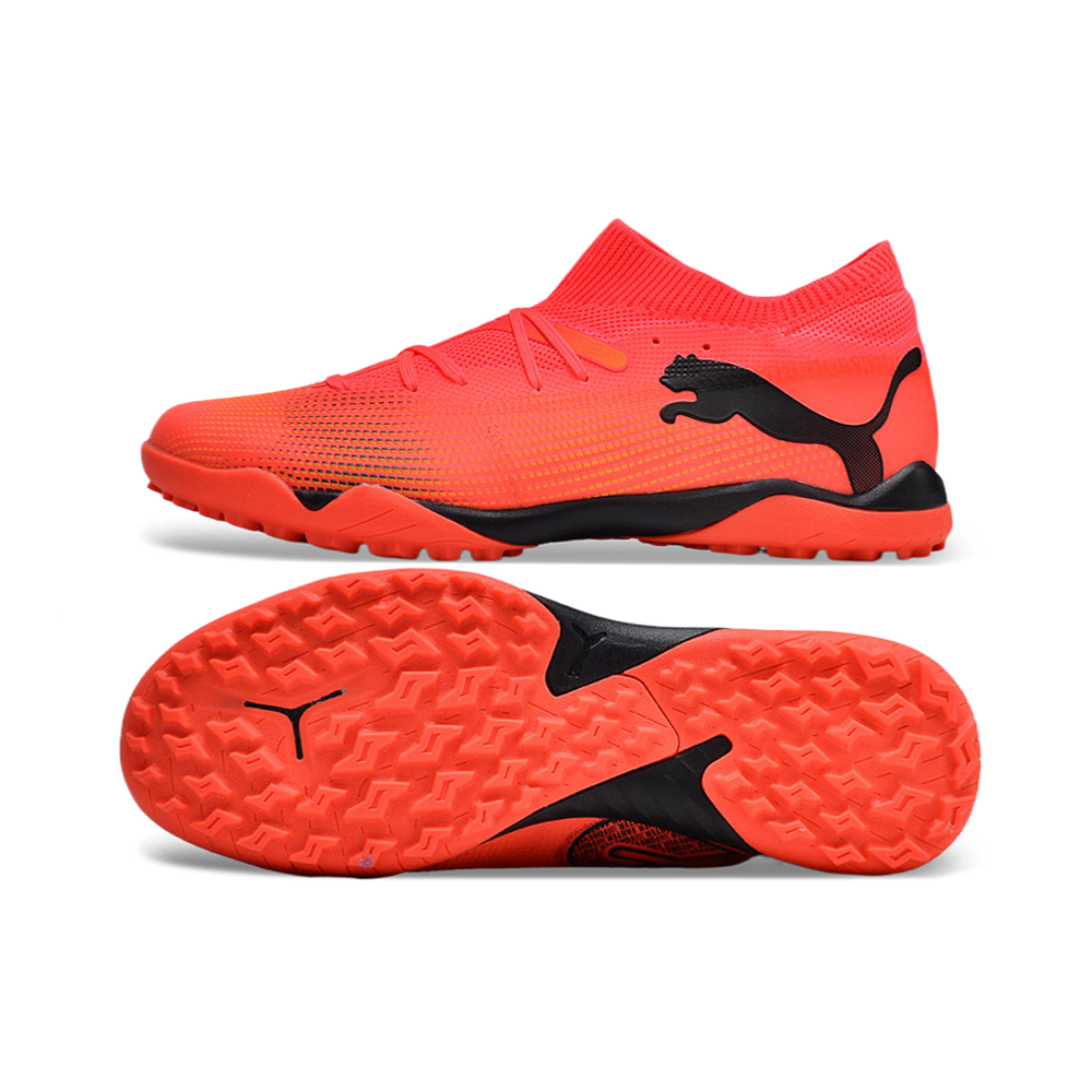 Chuteira Society Puma Future 7 TF Rosa e Preta
