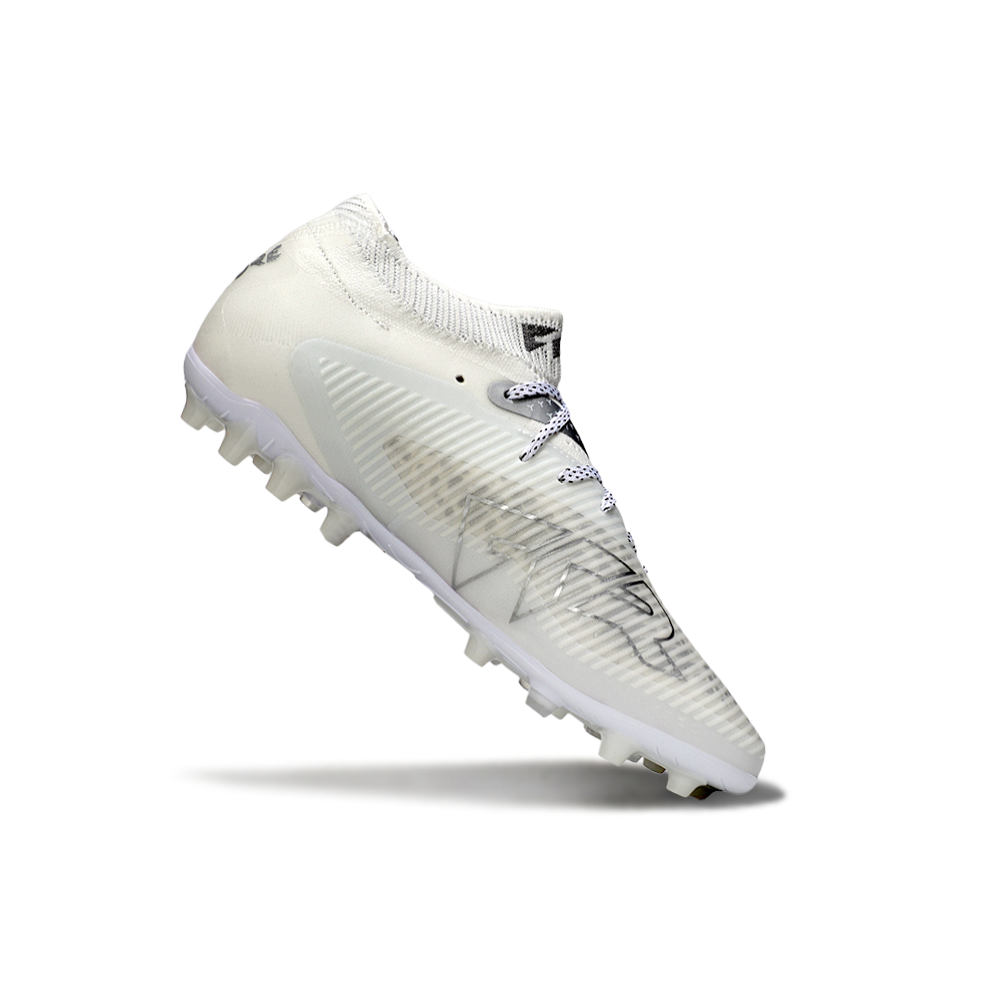 Chuteira Society Puma Future 8 MG Branca 