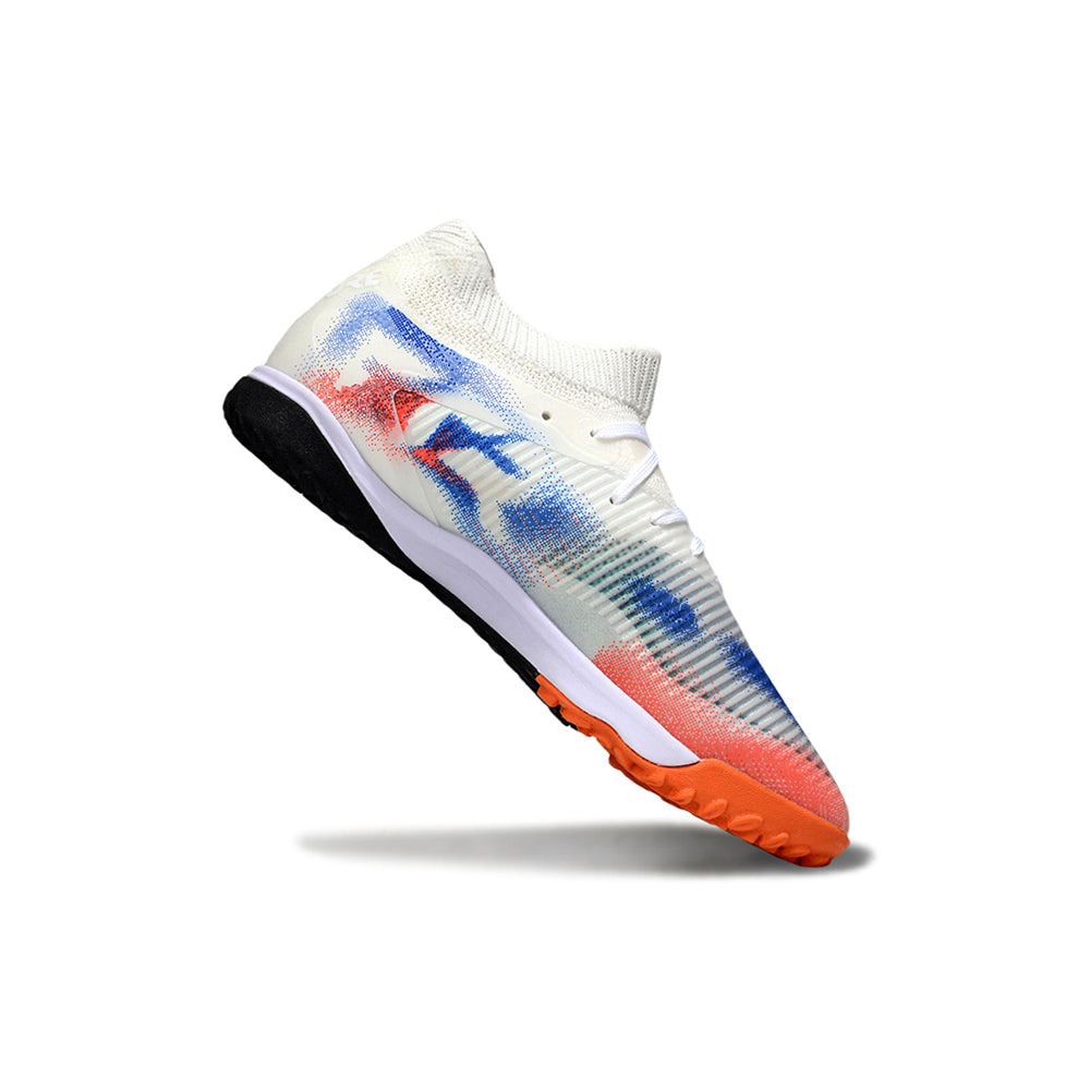 Chuteira Society Puma Future 8 TF Branco, Laranja e Azul