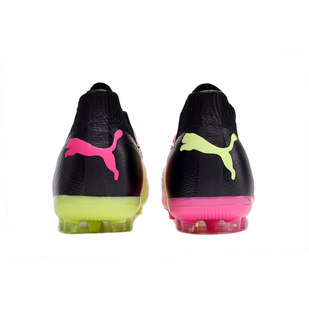 Chuteira Society Puma Future Ultimate MG Preta, Verde e Rosa 
