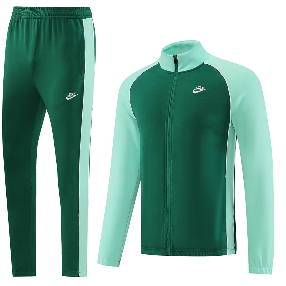 Conjunto de Frio Nike Sportstwear Verde