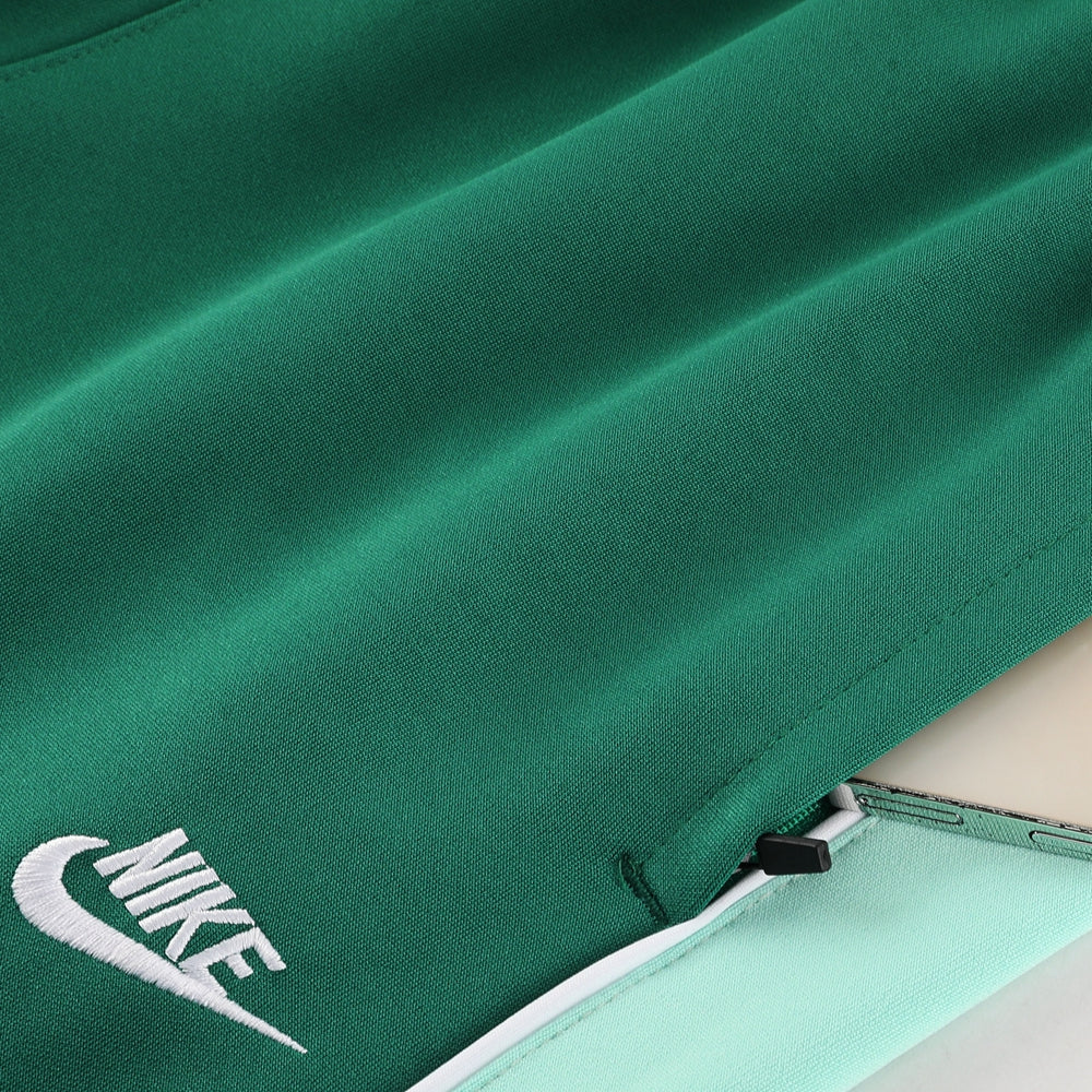 Conjunto de Frio Nike Sportstwear Verde
