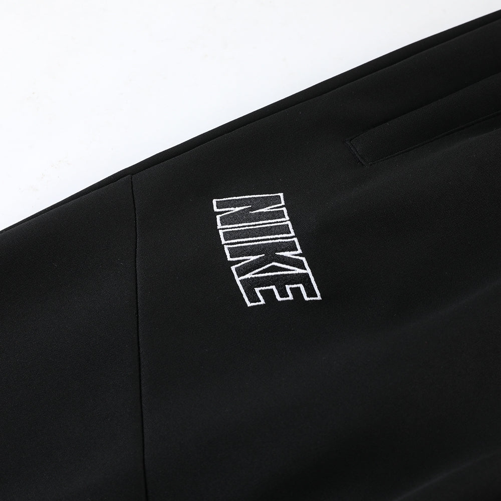 Conjunto de Frio Nike Sportswear Preto e Cinza