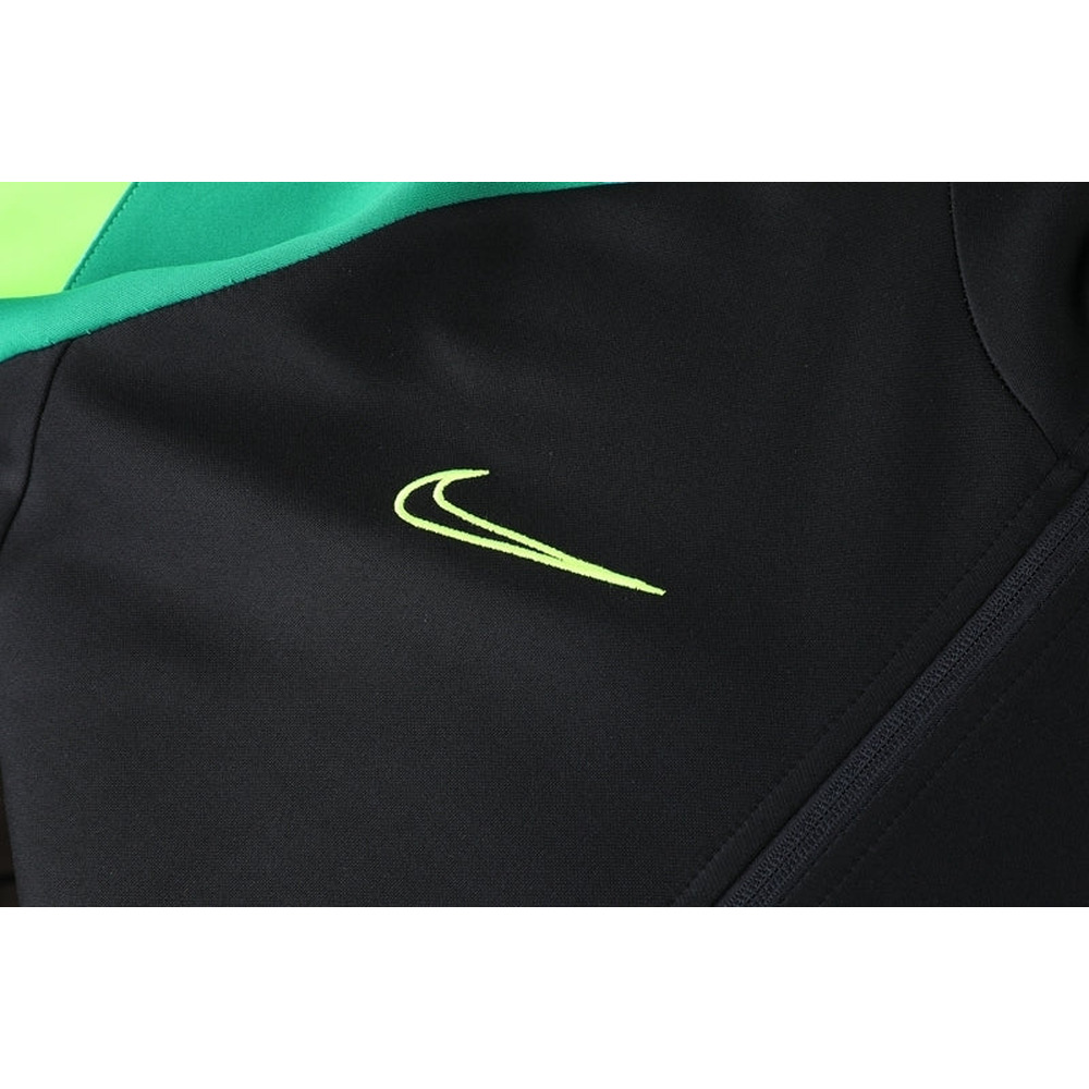 Conjunto de Frio Nike Sportswear Preto, Verde e Neon