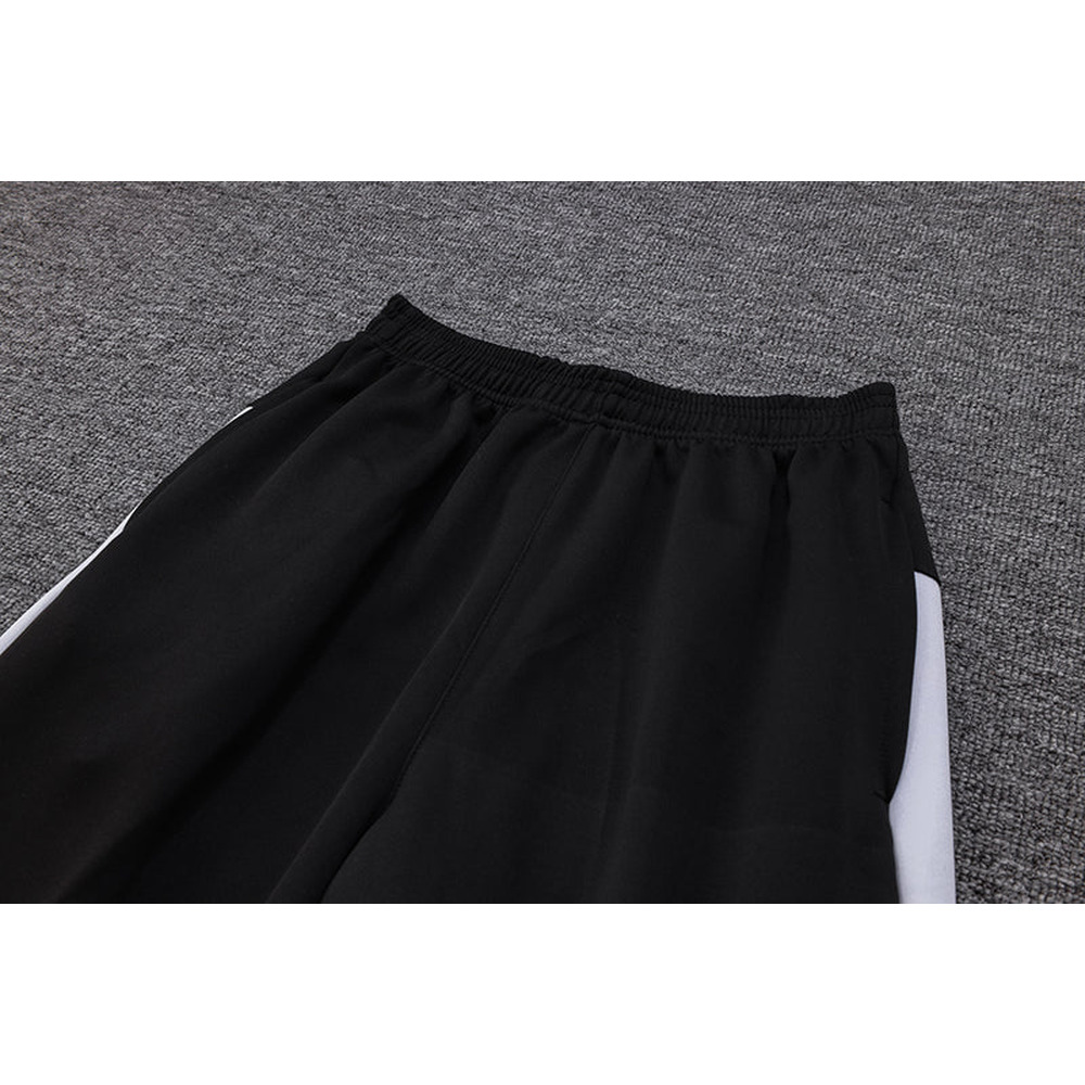 Conjunto de Moletom Adidas Sportswear com Touca Preto e Branco