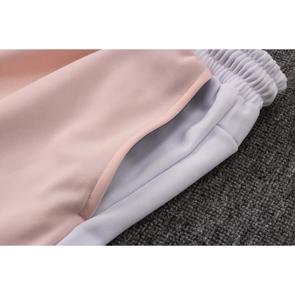 Conjunto de Moletom Nike Sportswear Tech Fleece com Touca Branco, Rosa e Cinza