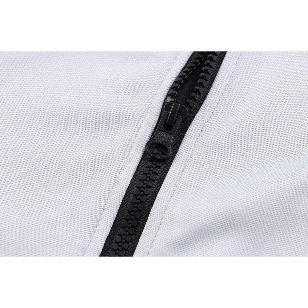 Conjunto de Moletom Nike Sportswear Tech Fleece com Touca Cinza e Branco