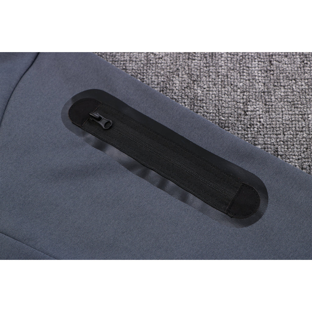 Conjunto de Moletom Nike Sportswear Tech Fleece com Touca Cinza e Branco
