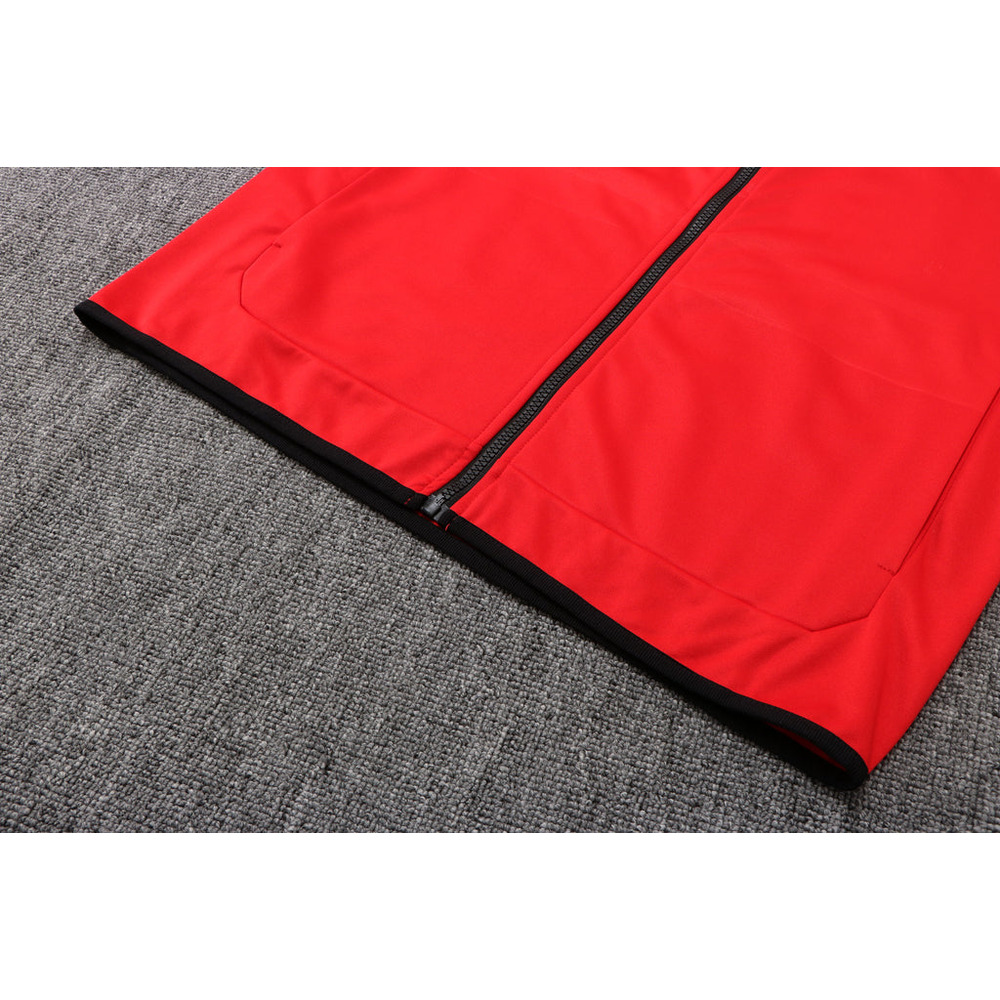 Conjunto de Moletom Nike Sportswear Tech Fleece com Touca Vermelho e Preto