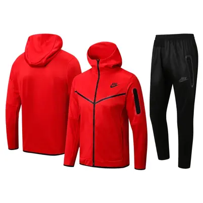 Conjunto de Moletom Nike Sportswear Tech Fleece com Touca Vermelho e Preto