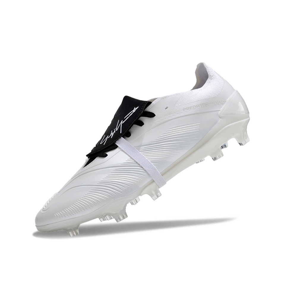 Chuteira Campo Adidas Predator FT 30 Elite FG Branca e Preta 