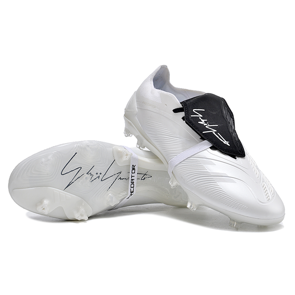 Chuteira Campo Adidas Predator FT 30 Elite FG Branca e Preta 