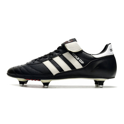 Chuteira Campo Adidas Copa Mundial Team Ponta de Aluminio Preto e Branca