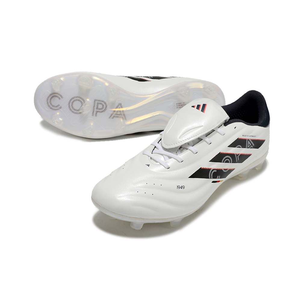 Chuteira Campo Adidas Copa Pure II Elite FG Branca e Preta 